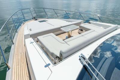  Azimut S7 Zero Dimension  <b>Exterior Gallery</b>