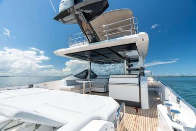  Azimut S7 Zero Dimension  <b>Exterior Gallery</b>