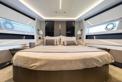  Azimut S7 Zero Dimension  <b>Interior Gallery</b>