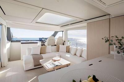  Azimut Seadeck 6  <b>Interior Gallery</b>