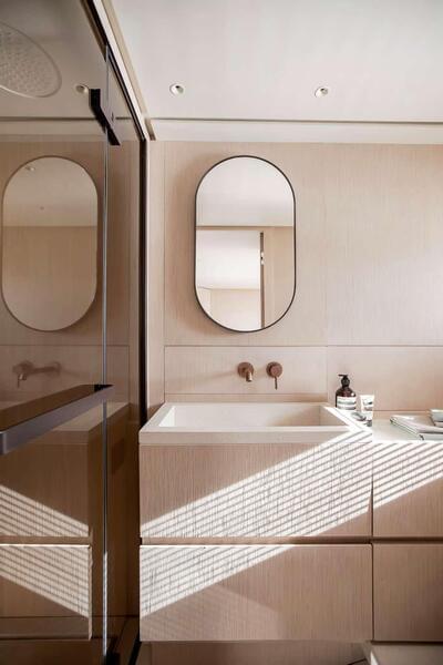  Azimut Seadeck 6  <b>Interior Gallery</b>