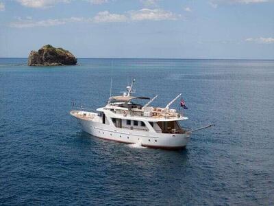 <b>Галерея</b>  Benetti 26D Amphitrite 