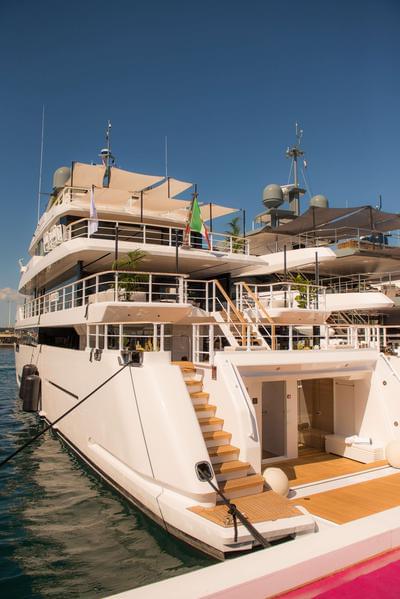  Benetti B.YOND 37m NEVER SAY NEVER AGAIN  <b>Gallery</b>