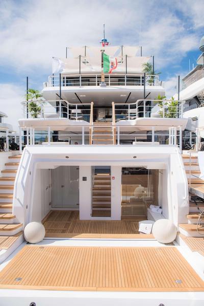 <b>Галерея</b>  Benetti B.YOND 37m NEVER SAY NEVER AGAIN 