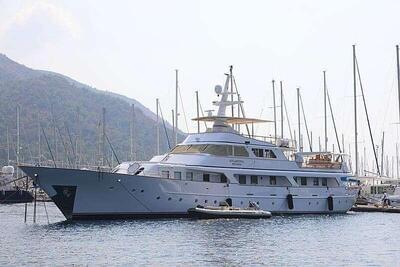 <b>Галерея</b>  Benetti Custom Atlantica seconda 