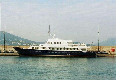 <b>Галерея</b>  Benetti Custom Dama di cuori 