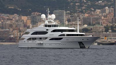 <b>Галерея</b>  Benetti custom Christina V 