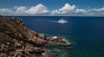 <b>Галерея</b>  Benetti custom Christina V 