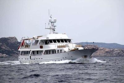 <b>Галерея</b>  Benetti Custom Lalibela 