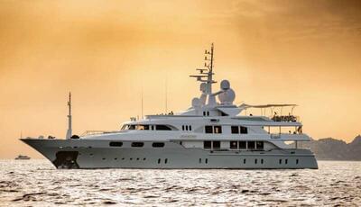  Benetti Custom Starfire  <b>Exterior Gallery</b>