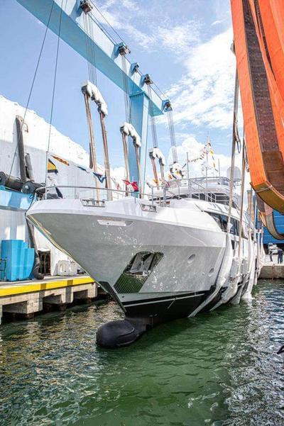  Benetti Delfino 95 Queen J II  <b>Exterior Gallery</b>