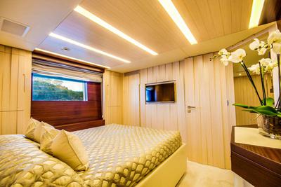  Benetti Tradition Supreme 108 Dylan anne  <b>Interior Gallery</b>