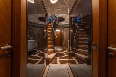  Bilgin Custom Eternal Spark  <b>Interior Gallery</b>