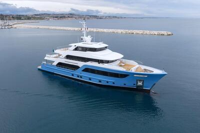  Cantiere delle Marche Acciaio 130 Presence  <b>Exterior Gallery</b>