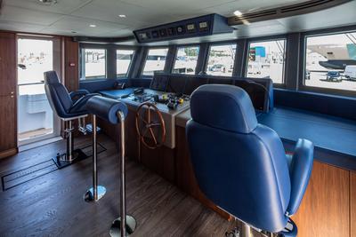 <b>Галерея интерьеров</b>  Cantiere delle Marche Darwin Class 102 Atlas 