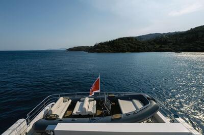 <b>Галерея</b>  Cantiere delle Marche Darwin Class 102 Cape Cod II 