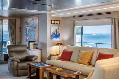 <b>Галерея интерьеров</b>  Cantiere delle Marche Darwin Class 102 Cape Cod II 