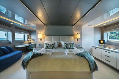 <b>Галерея интерьеров</b>  Cantiere delle Marche Darwin Class 102 Cape Cod II 