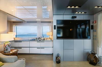 <b>Галерея интерьеров</b>  Cantiere delle Marche Darwin Class 102 Cape Cod II 