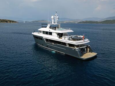  Cantiere delle Marche Darwin Class 102 Cape Cod II  <b>Exterior Gallery</b>