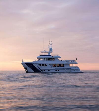  Cantiere delle Marche Darwin Class 86 Empire  <b>Exterior Gallery</b>