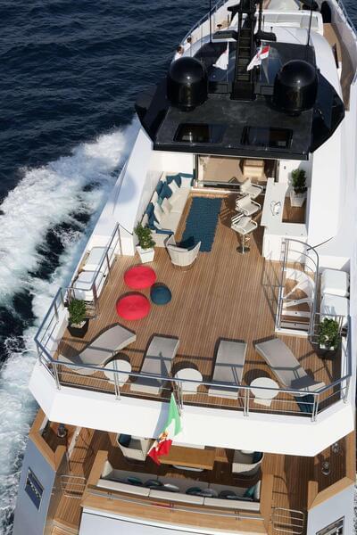  Columbus Sport 40M  <b>Exterior Gallery</b>