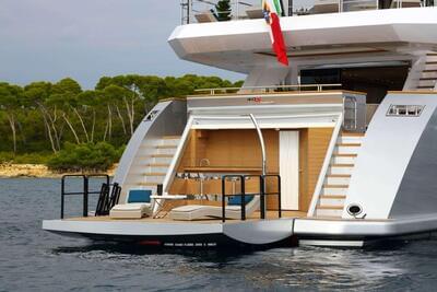  Columbus Sport 40M  <b>Exterior Gallery</b>