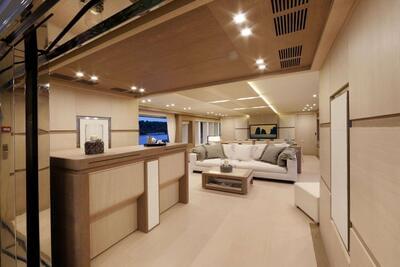  Columbus Sport 40M  <b>Interior Gallery</b>