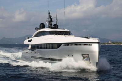  Columbus Sport 40M Leudin I  <b>Exterior Gallery</b>