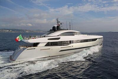  Columbus Sport 40M Leudin I  <b>Exterior Gallery</b>