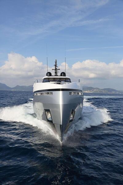  Columbus Sport 40M Leudin I  <b>Exterior Gallery</b>