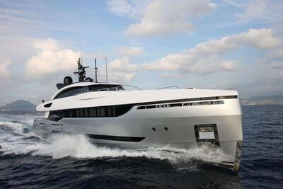  Columbus Sport 40M Leudin I  <b>Exterior Gallery</b>