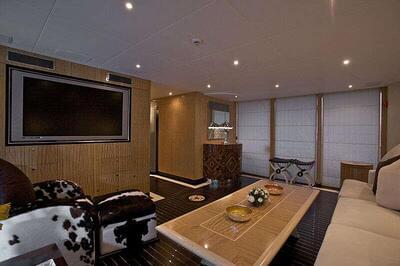  CRN Custom Achilles  <b>Interior Gallery</b>