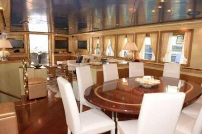  CRN Custom Mister p  <b>Interior Gallery</b>