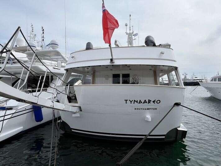 CRN Custom Tyndareo