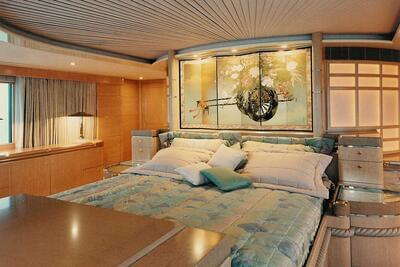  Feadship Full Custom Double Haven  <b>Interior Gallery</b>