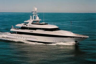 Feadship Full Custom Kisses