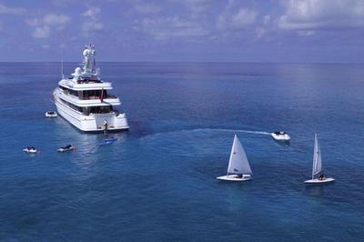  Feadship Full Custom Solace  <b>Exterior Gallery</b>