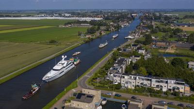  Feadship Full Custom W  <b>Exterior Gallery</b>