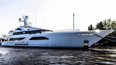  Feadship Full Custom W  <b>Exterior Gallery</b>