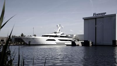  Feadship Full Custom W  <b>Exterior Gallery</b>