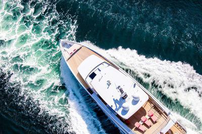 <b>Галерея</b>  Feadship Full Custom Gray Cliffs 