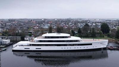 Feadship Full Custom Sakura