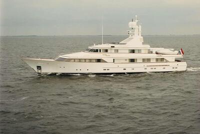 Feadship Full Custom EMERALD