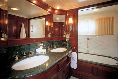 <b>Галерея</b>  Feadship Full Custom Berilda 