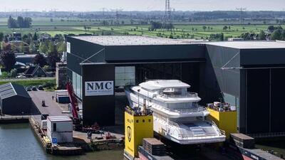 <b>Галерея</b>  Feadship Full Custom Sakura 