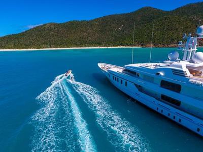  Feadship Full Custom Adventure  <b>Gallery</b>