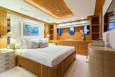  Feadship Full Custom Adventure  <b>Gallery</b>