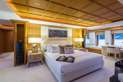 <b>Галерея интерьеров</b>  Feadship Full Custom Adventure 