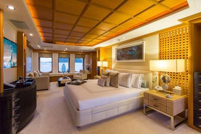 <b>Галерея интерьеров</b>  Feadship Full Custom Adventure 